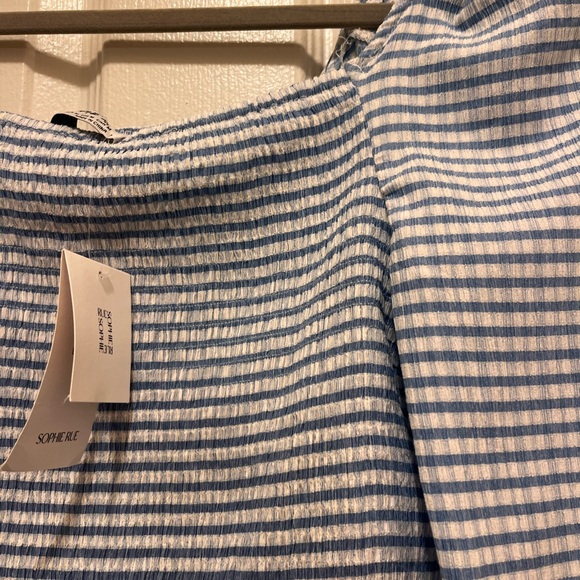 NWT Sophie Rue Smocked Blue and White Checkered Top, Size Medium - Picture 3 of 5